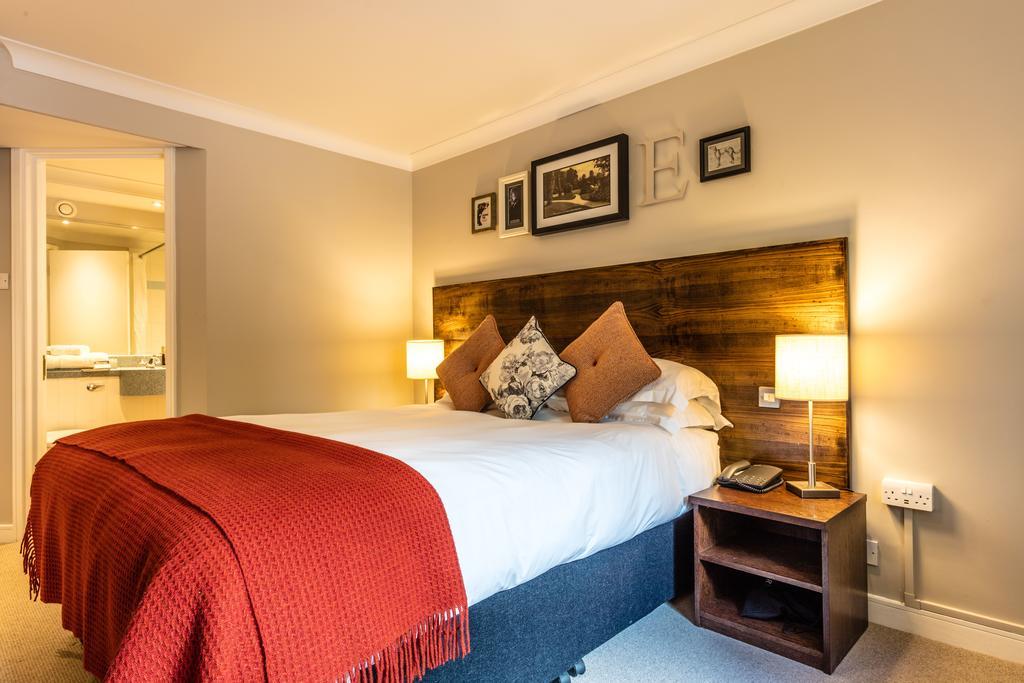 Carshalton Greyhound Hotel מראה חיצוני תמונה