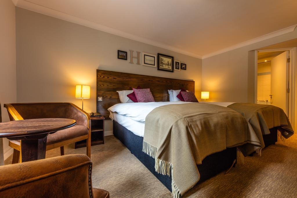 Carshalton Greyhound Hotel מראה חיצוני תמונה